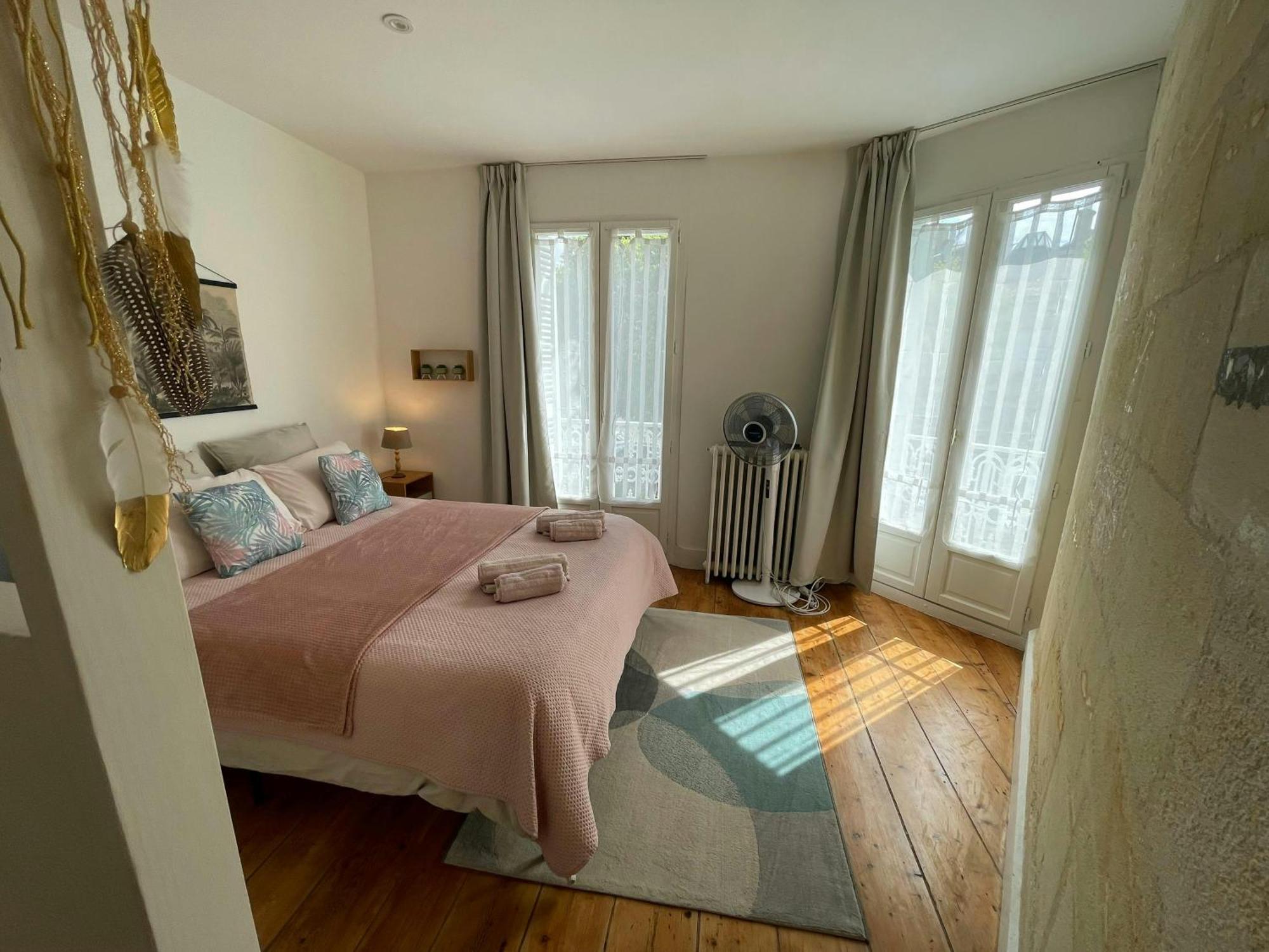 Apartamento Ambiance zen à proximité de Saint Emilion Libourne Exterior foto